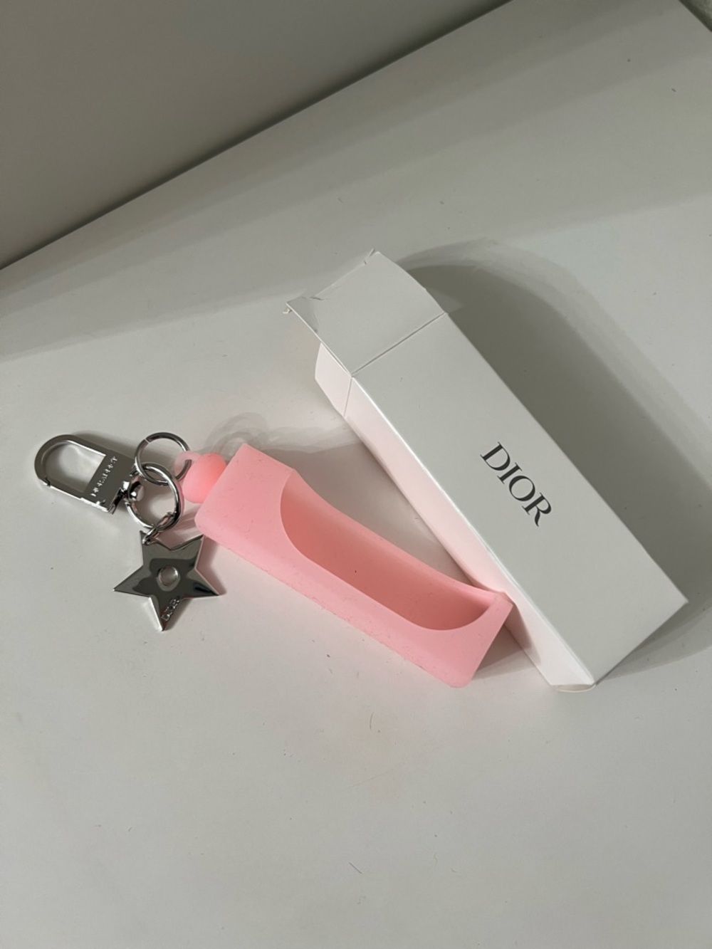 Dior New Pink Silicone lip oil holder key chain. - Picture 6 of 7